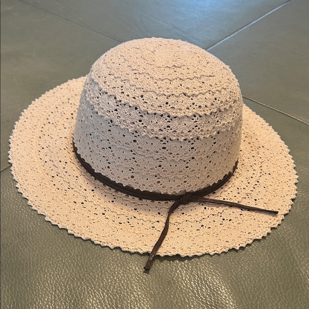 Altar'd State Cream Lace Sun Hat NWOT - Picture 2 of 4
